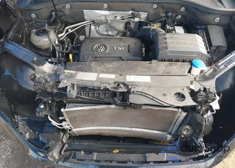 2021 Volkswagen Atlas Cross Sport 2.0T S z USA, uszkodzony, nr VIN 1V2AC2CA6MC227918